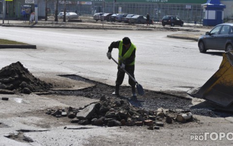 На ремонт дорог в Кирове выделено в 8 раз больше средств, чем в 2016 году