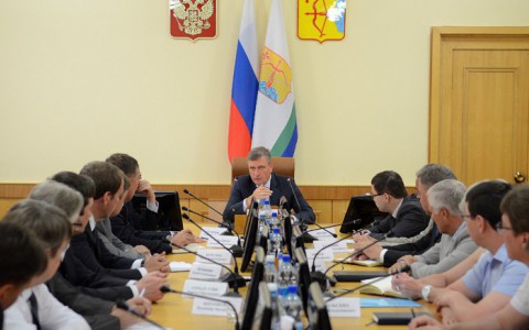 Васильев принял кодекс этики и служебного поведения кировских чиновников