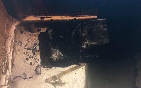 В Подмосковье кировчанин за рулем авто провалился в строительную шахту