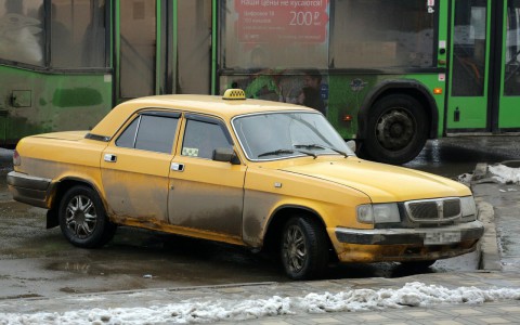 Стало известно, почему не состоялась забастовка таксистов в Кирове