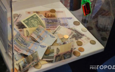 В Кирове неизвестный украл из кафе ящик с пожертвованиями