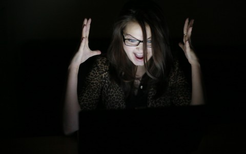 Кировчанку оштрафовали за экстремистскую песню "ВКонтакте"