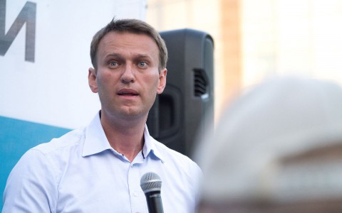 Алексею Навальному разрешили уехать из Кирова