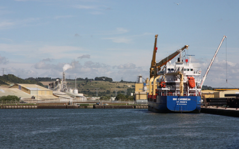 Пираты захватили в Нигерии судно: среди заложников есть кировчанин