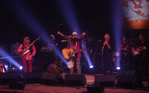 Кировчане стоя аплодировали Борису Гребенщикову после концерта