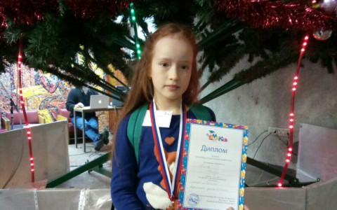 "Эфир записывали в полночь": мама 8-летней девочки-вундеркинда рассказала о закулисье съемок на Первом канале