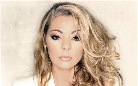 Немецкая поп-певица Сандра записала для кировских поклонников видеообращение