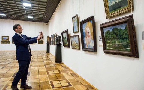 Ведущий "Россия-1"  приезжал в Киров, чтобы снять сюжет о главе региона