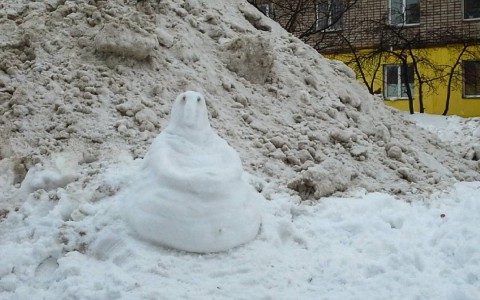 Кировчане слепили знаменитого героя мемов «Ждуна»