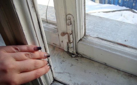 В Кирове девушка выжила после падения с 9-го этажа