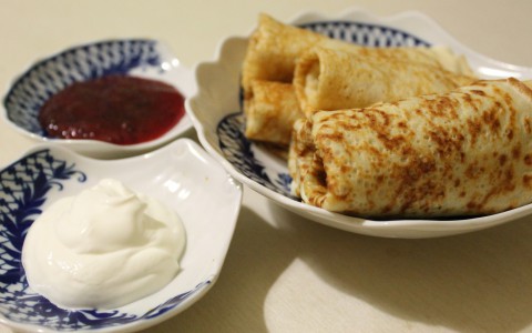 Широкая Масленица: готовим заварные блины на кефире