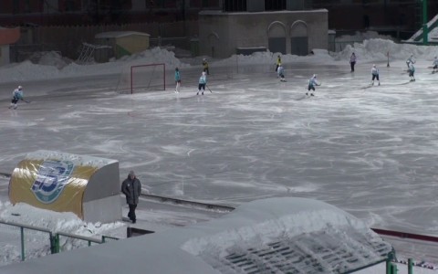 Хоккеисты переиграли матч, в котором кировчанин забил 11 голов в свои ворота