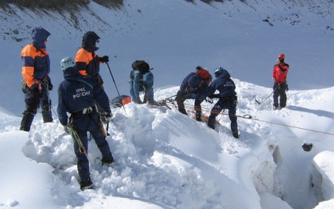 На месте гибели туристов в Кабардино-Балкарской республике продолжаются поиски