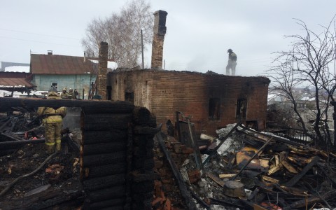 В пожаре в Нововятском районе погибли два инвалида