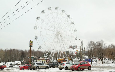 Известно, сколько будет стоить билет на колесо обозрения у цирка в Кирове
