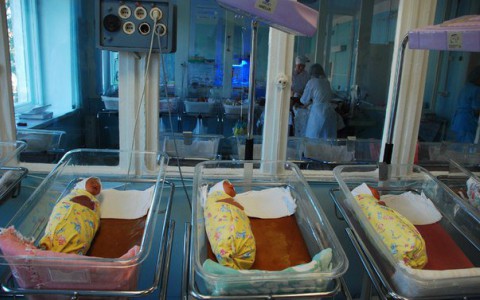 Госдума предложила заменить маткапитал ежемесячными пособиями