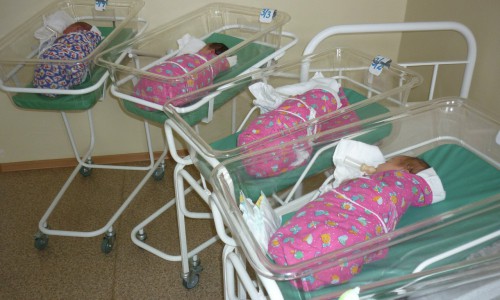 В Кировской области врачи не заметили у младенца синдром Дауна и врожденный порок сердца