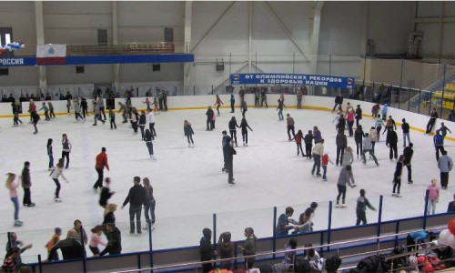 В Кирове для беженцев с Украины организуют бесплатное катание на коньках