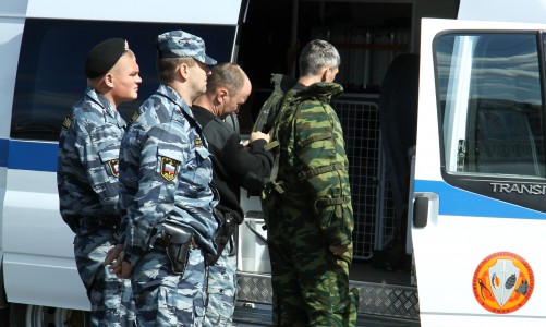 В Санкт-Петербурге задержали двух кировчан, подозреваемых в убийстве двенадцатилетней давности