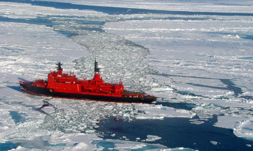 В России начали строить суда "Вятка", которые будут прокладывать интернет-кабели в Арктике
