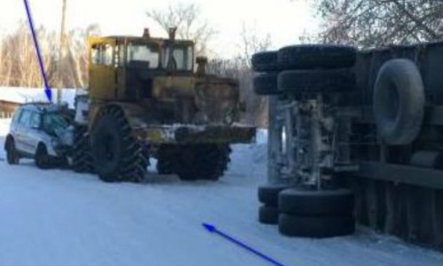 В Кировской области столкнулись иномарка и трактор: пять человек пострадали