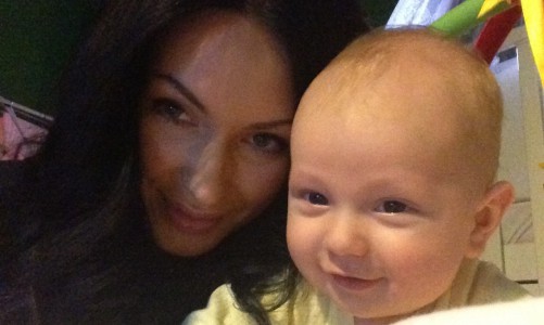 Звезда "Дома-2" Евгения Феофилактова решила сменить крестных своему сыну после того, как попала в ДТП