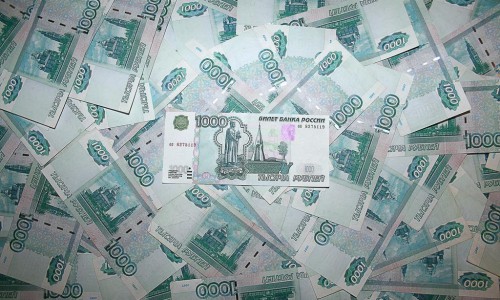 10 начальников лишились мест за невыплату зарплаты