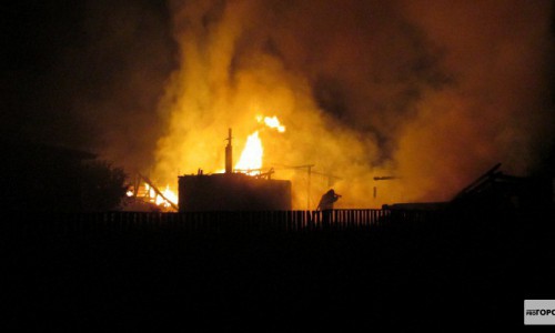 Ночью в Кирове горели павильоны Юго-Западного рынка