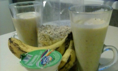 Рецепт дня: коктейль с бананом и овсяными хлопьями - зарядитесь энергией на все выходные