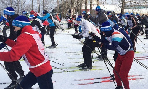 Около 6 тысяч человек в Кирове поучаствовали в «Лыжне России-2015»