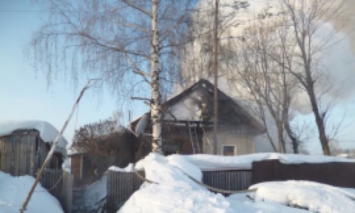 В Макарье загорелся жилой дом: пожар тушили 34 человека