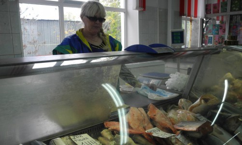 Обзор цен: в Кирове подорожала рыба, картофель, капуста и яблоки, но подешевела морковь