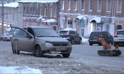 Видео: квартал у Центральной гостиницы оцепили из-за электронных часов