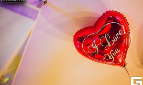 День всех влюбленных в сети "Самых Популярных Кафе"