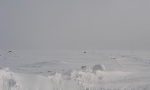 Екатеринбуржцы заблудились в Кировской области и 3 часа простояли на льду Вятки