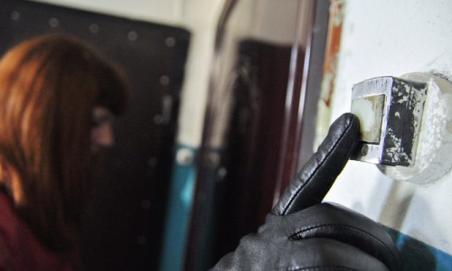 За пять дней мошенница обманула пенсионеров на полмиллиона рублей