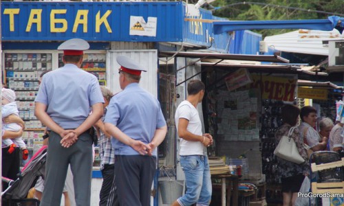 Кировский сенатор предложил депутатам госдумы вернуть торговлю сигаретами у школ