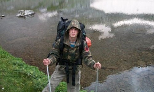 Молодой путешественник, который решил пешком пройти по всей России, заглянет в Кировскую область