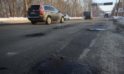 Ремонт кировских улиц: за неделю дорожники использовали 193,7 тонны литого асфальтобетона