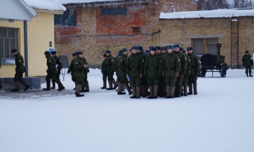 Кировским военнослужащим будут выдавать еду по отпечаткам пальцев