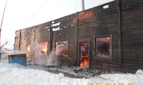 В Кировской области сгорела котельная: огонь чуть не перекинулся на здание детского сада