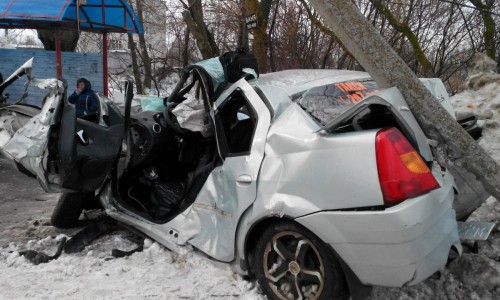 ДТП в поселке Ганино: водителя спасла подушка безопасности