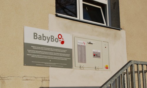 Нужно ли ставить бэби-боксы в Кировской области: «за» и «против»