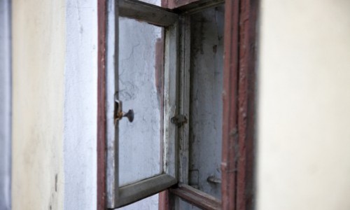 В Кировской области домушник украл у своей знакомой 200 000 рублей