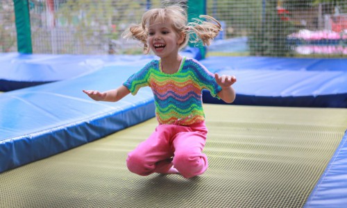 Отец погибшей в Слободском от глыбы льда 6-летней девочки: «Какой толк садить людей?»