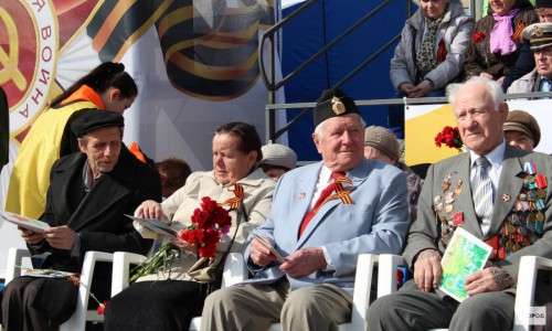 В Кирове водители будут бесплатно подвозить ветеранов