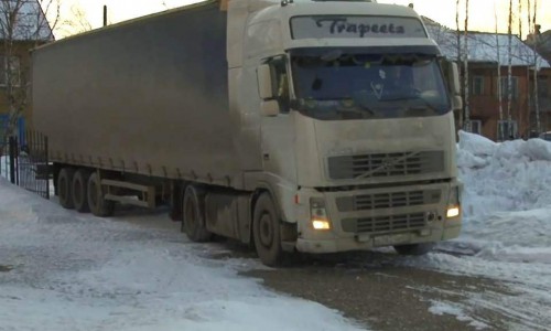 Фуру из Кировской области с контрафактной спиртосодержащей продукцией задержали в Республике Коми