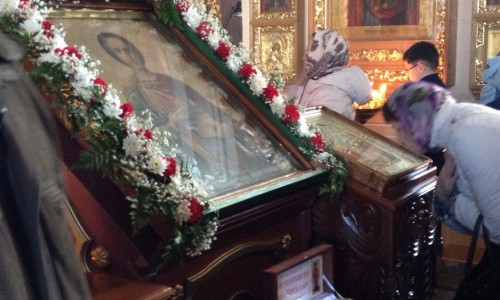 В Киров привезли мощи Пантелеймона Целителя