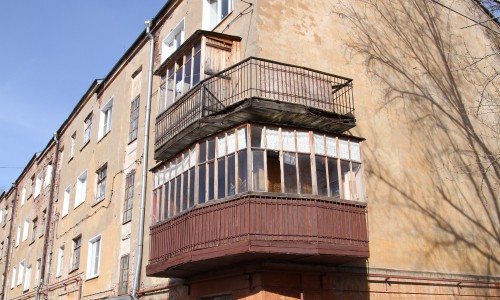 Городская проверка: старые балконы - новая опасность для жизни кировчан?