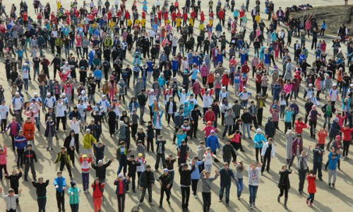 Полторы тысячи студентов соберутся на Театральной площади, чтобы сделать зарядку